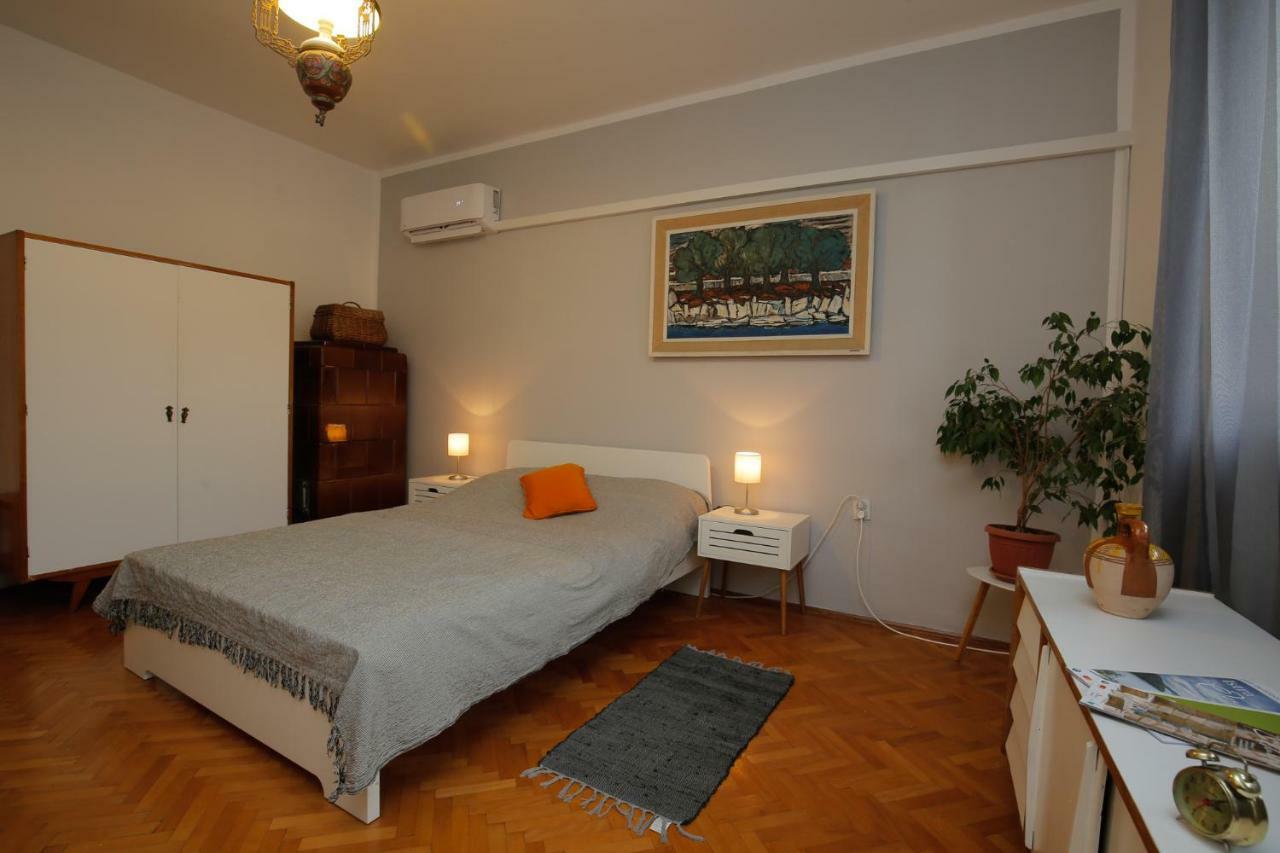 Ferienwohnung Pietas Iulia Pula Exterior foto