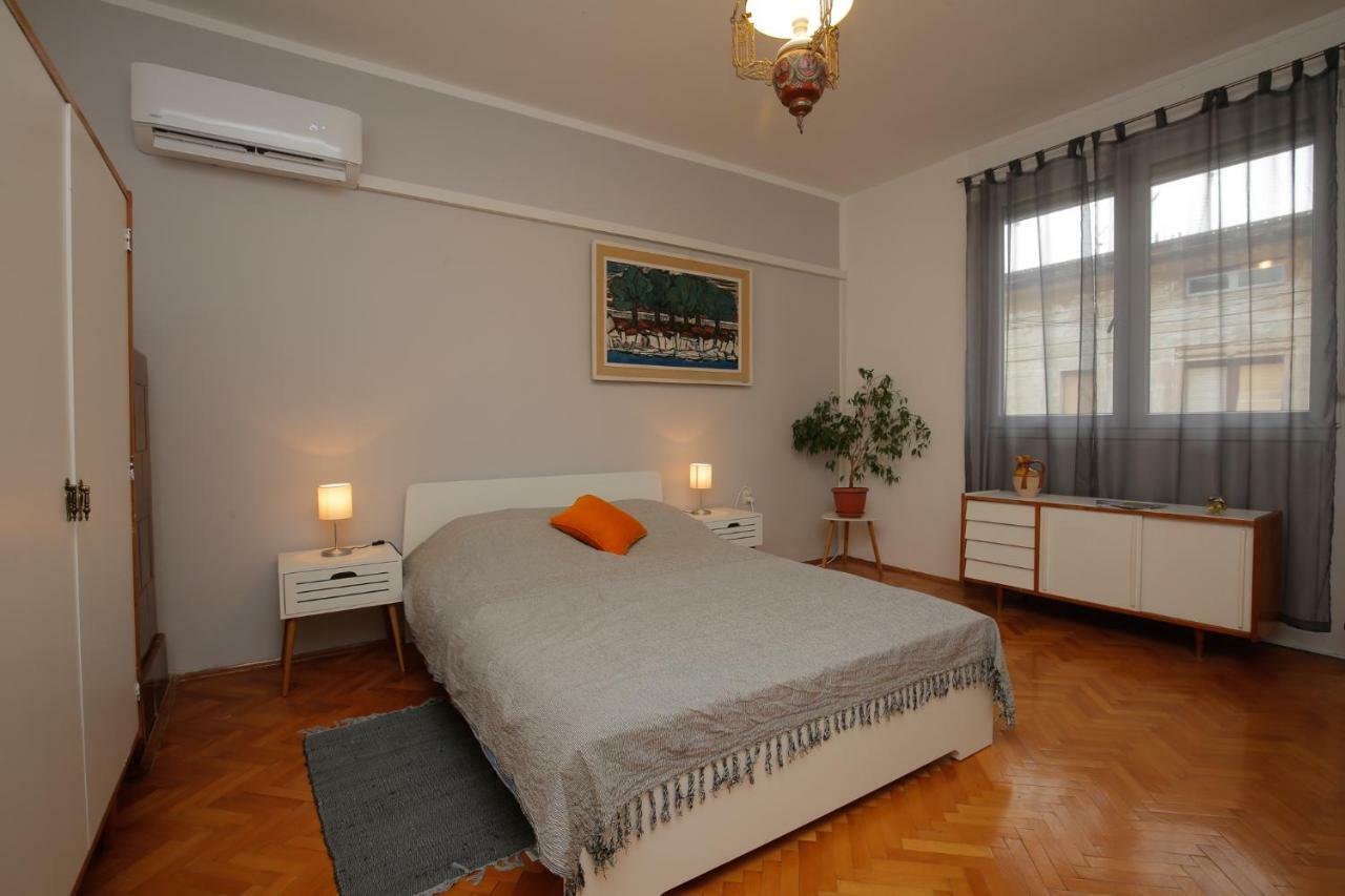 Ferienwohnung Pietas Iulia Pula Exterior foto