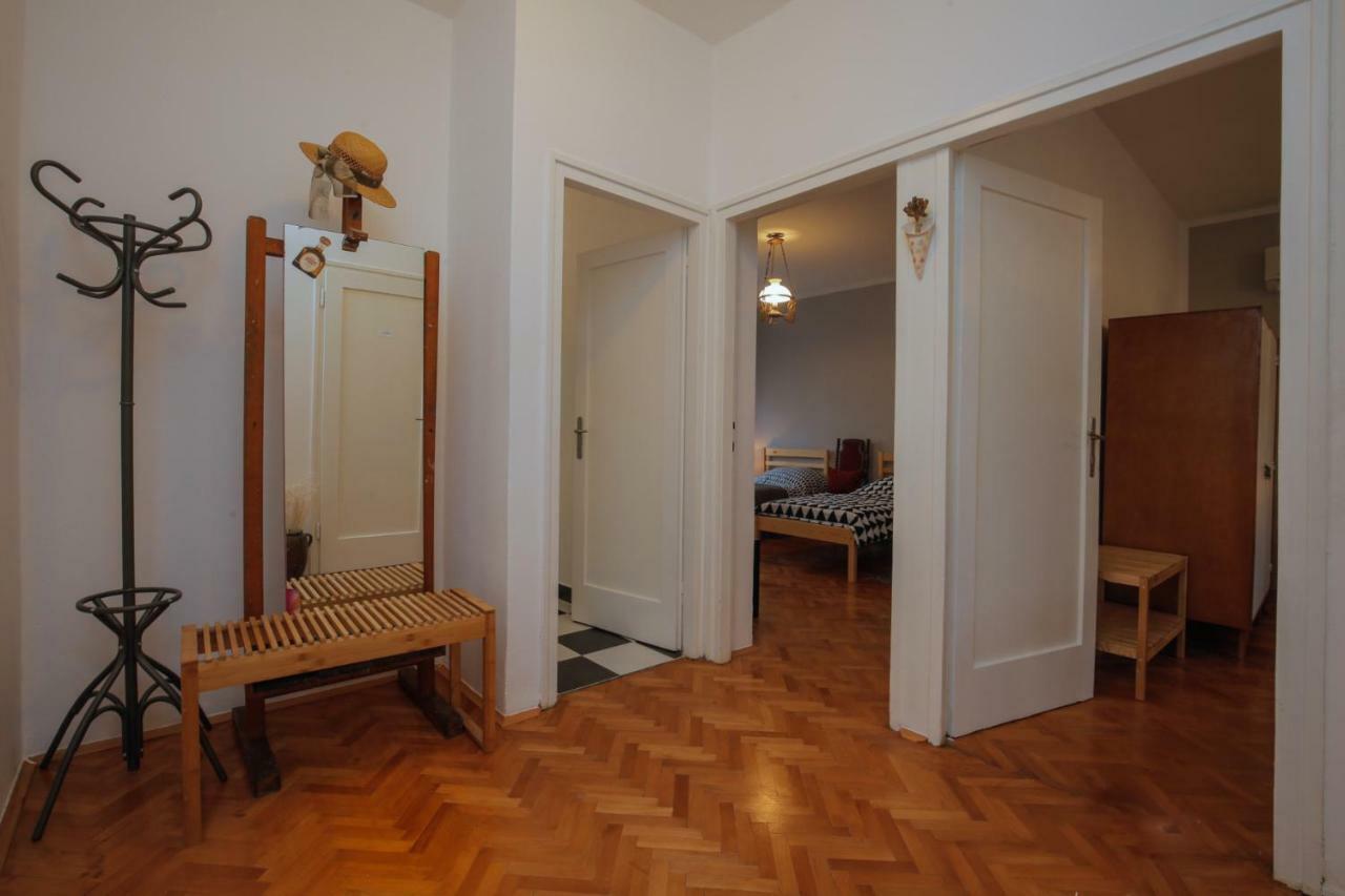 Ferienwohnung Pietas Iulia Pula Exterior foto