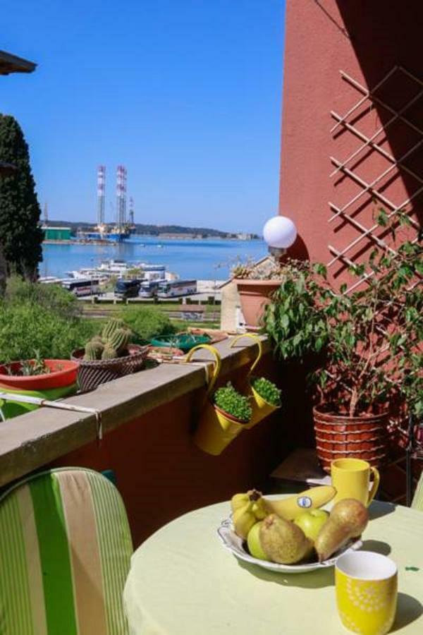 Ferienwohnung Pietas Iulia Pula Exterior foto